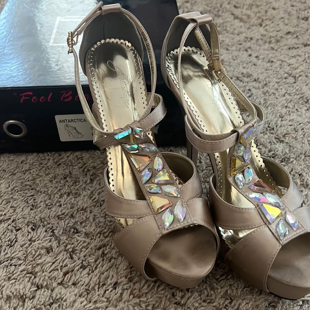 Johnathan Kayne Antartica Heels
